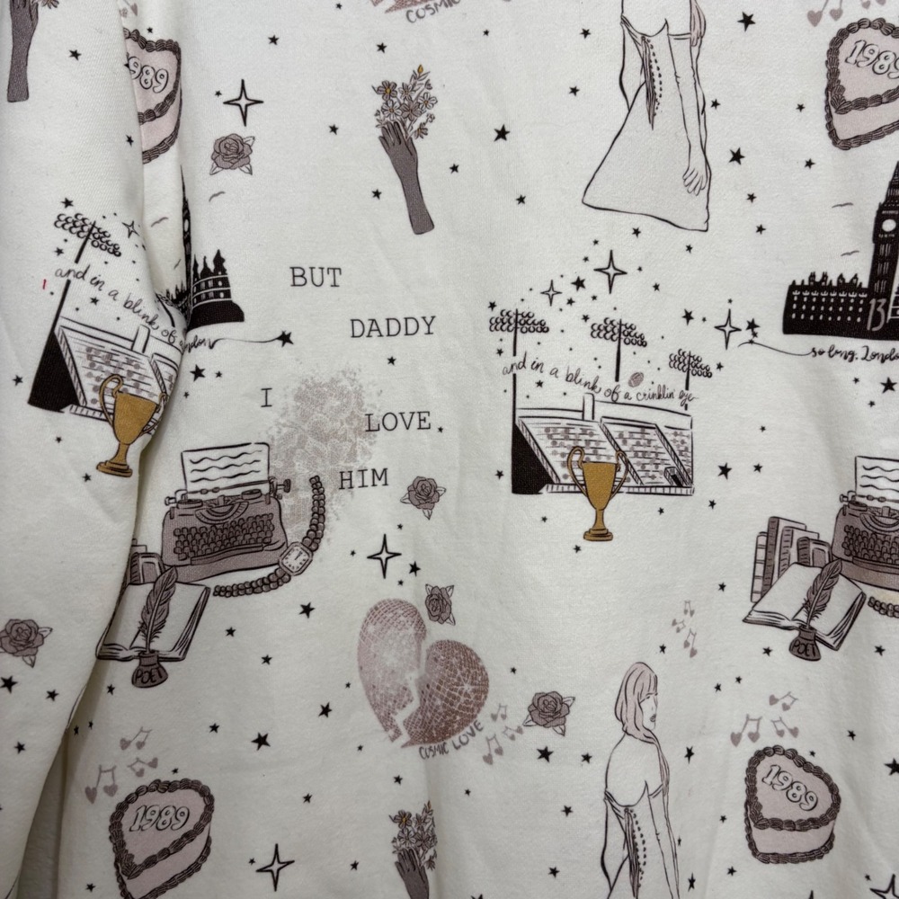 Elisabeth and Faith But Daddy I Love Him Graphic Sweatshirt Cream XS Cotton - Picture 3 of 6